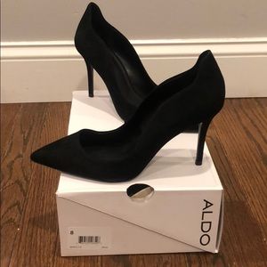 Aldo Black Suede Heel